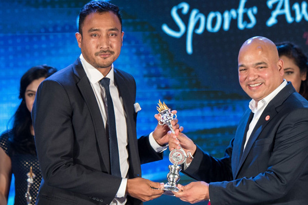 दुई दशकमा क्रिकेटको दबदबा